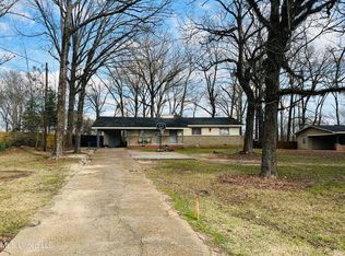 939 S College St, Brandon, MS 39042