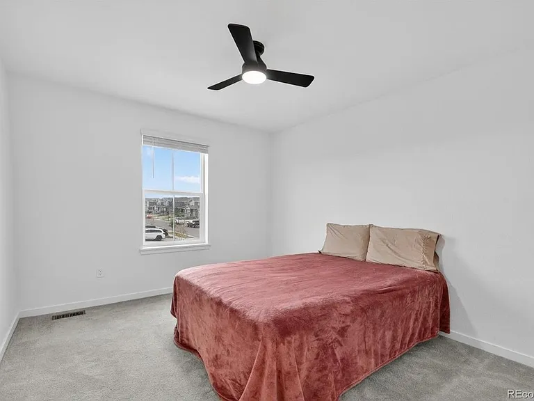 11029 Ursula St — Photo 27