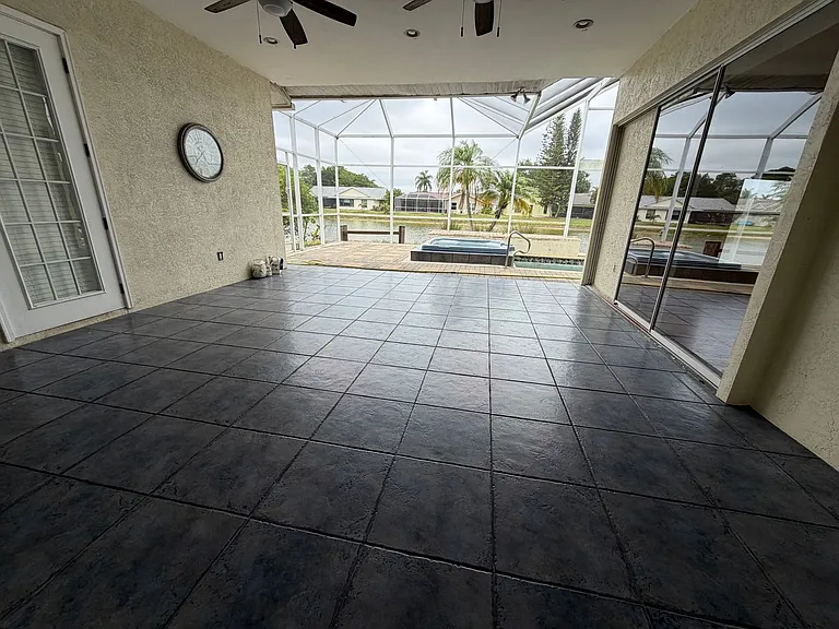 3425 Anton Ct — Photo 35