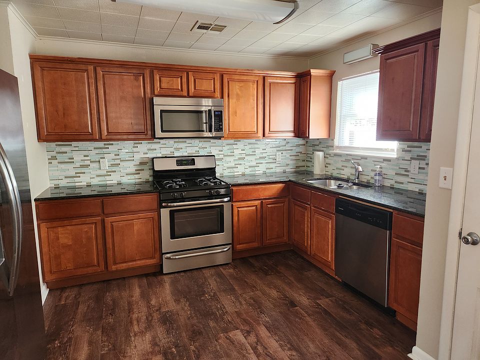 1st image of 1020 W Symmes St
