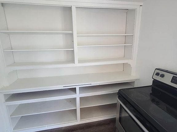 2nd image of 258 Jones St