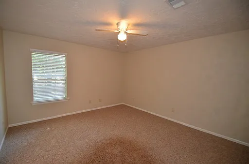 56 Fallshire Dr — Photo 9