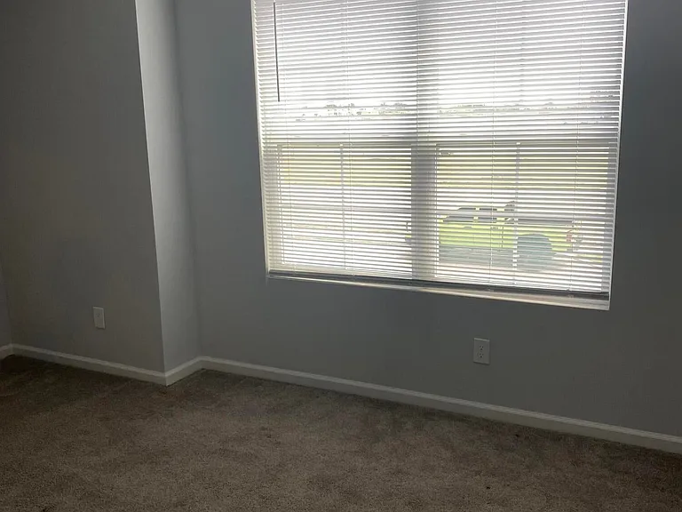 684 Carlsbad Dr — Photo 27