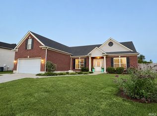 3043 Paradise Cir, Newburgh, IN 47630