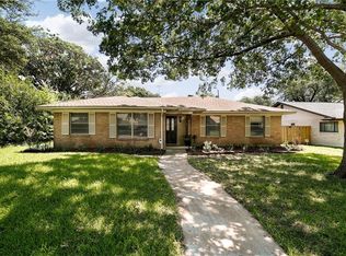 13436 Janwood Ln, Farmers Branch, TX 75234