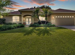 633 Hart Lake Dr, Winter Haven, FL 33884