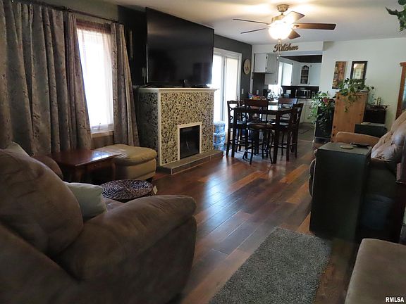 5th image of 1236 Brown Ave