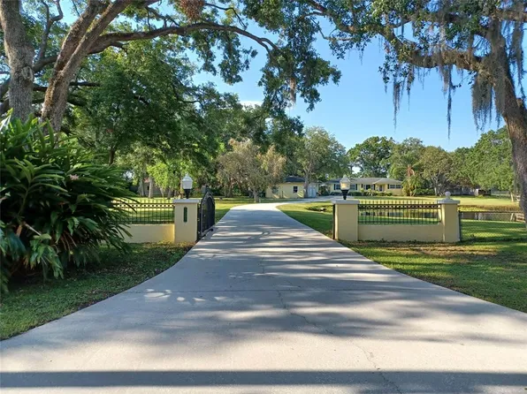 3321 Meander Ln, Safety Harbor, FL 34695