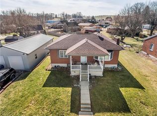 416 Grandview Ave, Monongahela, PA 15063