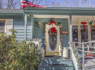 5207 Meadors Spur Rd, Moneta, VA 24121