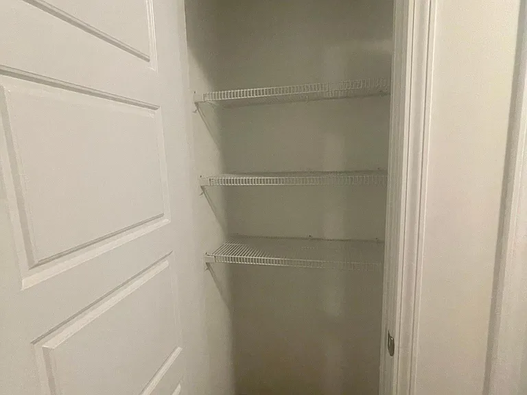 4800 Headwind Dr — Photo 11