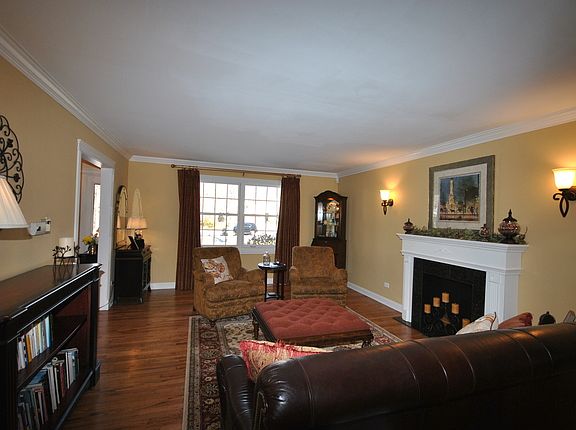 4th image of 1149 Black Oak Dr