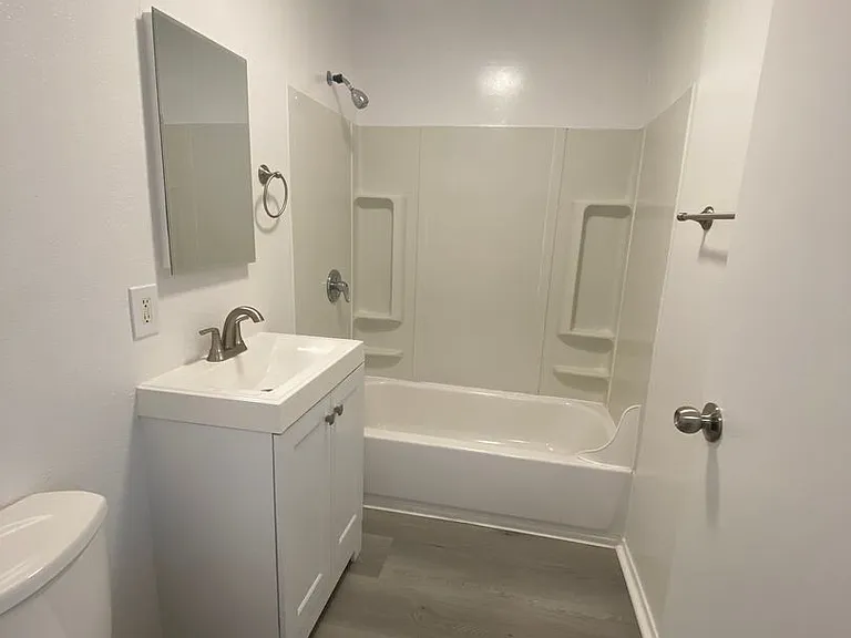 1039 Junipero Ave — Photo 15