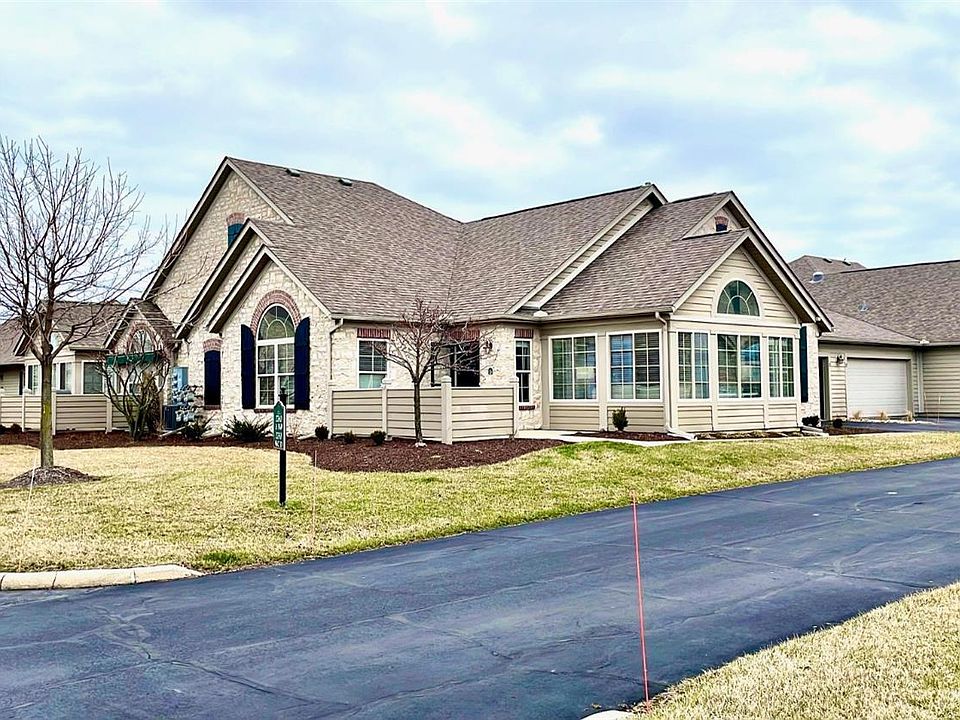 1st image of 2750 Canterbury Cir #D