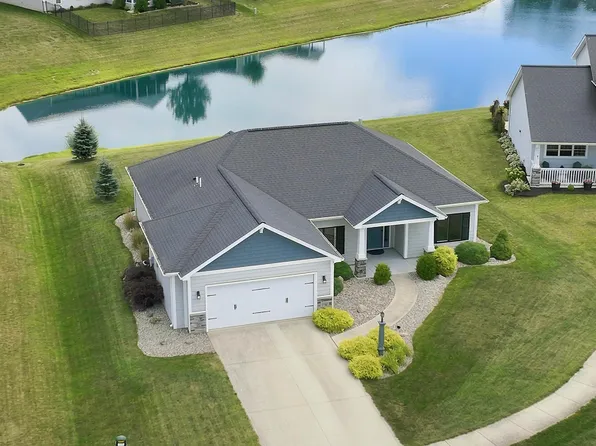 770 Andalusian Ct, Fort Wayne, IN 46818