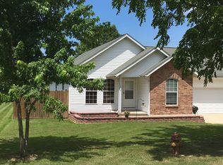 618 York St, Crocker, MO 65452