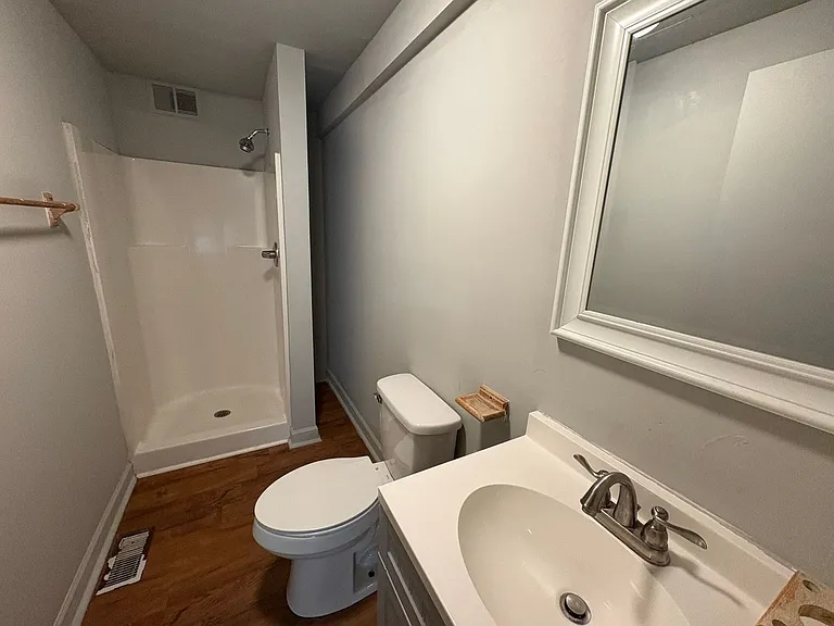 Welcome to 400 East Clayton Street! — Photo 56