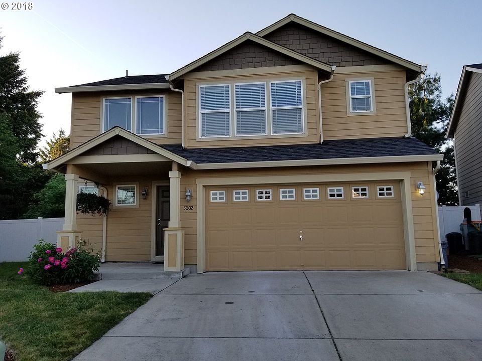 1st image of 5002 NE 61st St