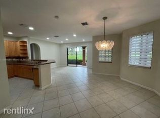 3731 W Gardenia Ave, Weston, FL 33332