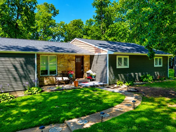 65 Magnolia Ln, Vienna, IL 62995