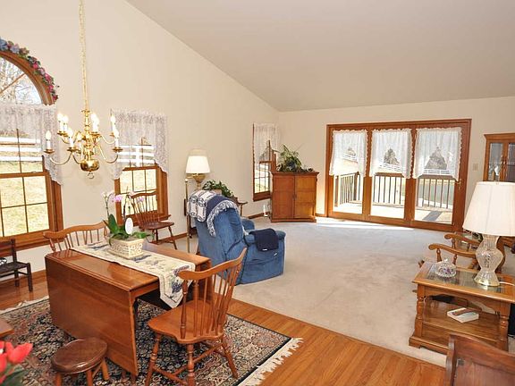 Dining Room / Living Room