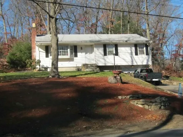 281 Riverlin St, Millbury, MA 01527