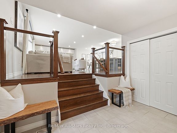 5th image of 169 Marica Ave