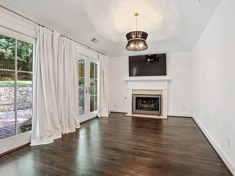 2140 Fairhaven Cir NE — Photo 15