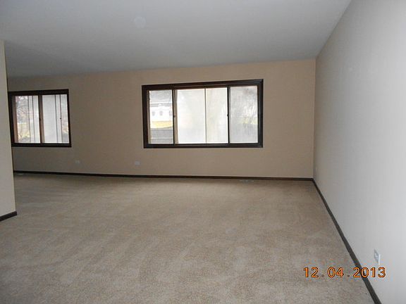 3rd image of 428 Pleasant Dr