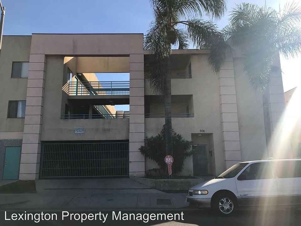 1st image of 606 N Oxford Ave APT 206