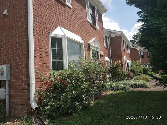 3rd image of 1875 Norcross Chase Cir