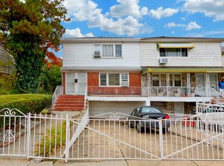 13520 219th St, Springfield Gardens, NY 11413