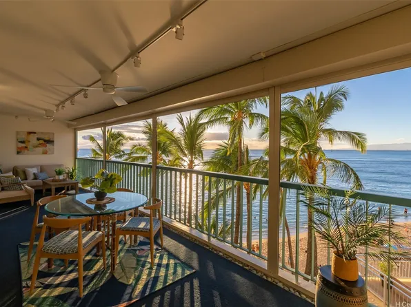 2877 Kalakaua Ave APT 307, Honolulu, HI 96815