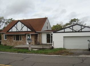 2621 Eldersville Rd, Follansbee, WV 26037