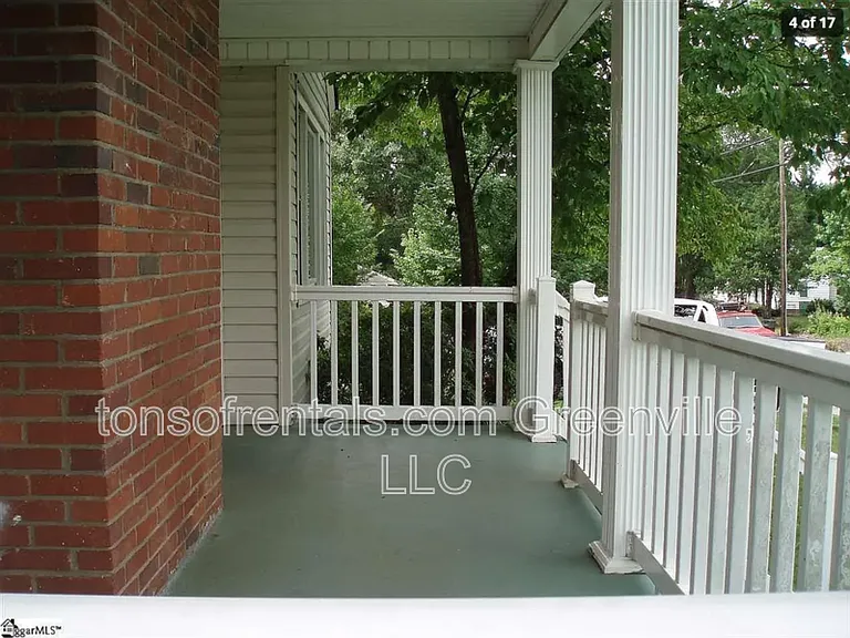 37 Holmes Dr — Photo 3