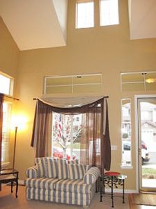 Ceiling Detail in Living Room