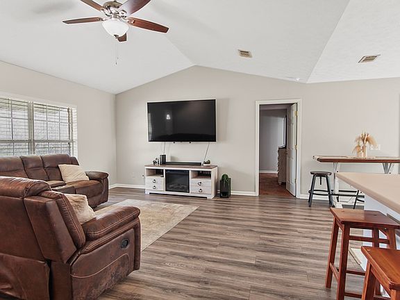 4th image of 7912 Campflowers Rd