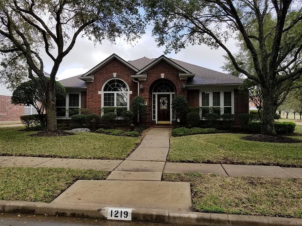 1st image of 1219 Whispering Willow Ct