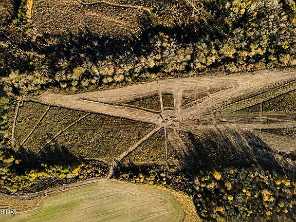 2nd image of 4827 Newport Rd