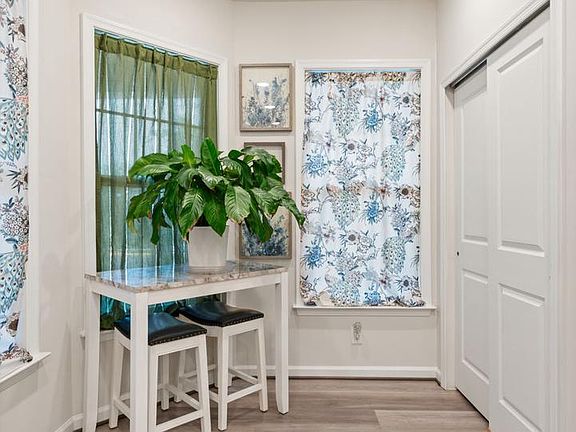 3rd image of 6773 Azalea Ln