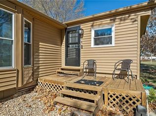 5902 S Minter Rd, Grain Valley, MO 64029