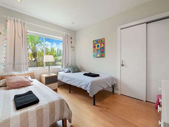 5th image of 5800 SW 50th Ter