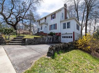 18 Rosalind Rd, Poughkeepsie, NY 12601