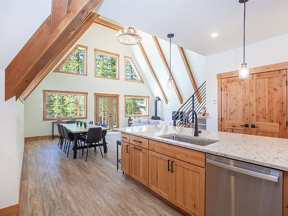 5th image of 297 Robertson Lane