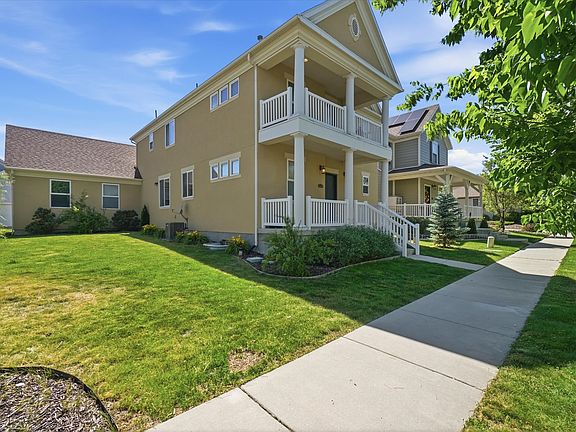 3rd image of 11656 S Bluerock Ave W
