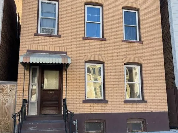 358 4th St, Troy, NY 12180