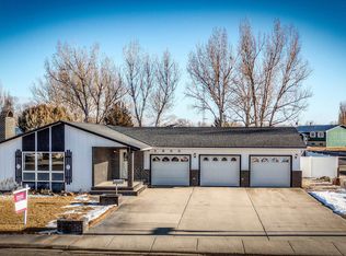 1800 Circle Rd, Worland, WY 82401