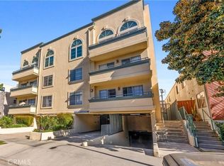 4426 Ventura Canyon Ave APT 204, Sherman Oaks, CA 91423