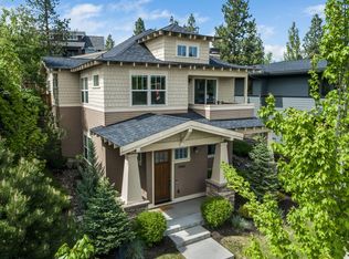 2466 NW Crossing Dr, Bend, OR 97701