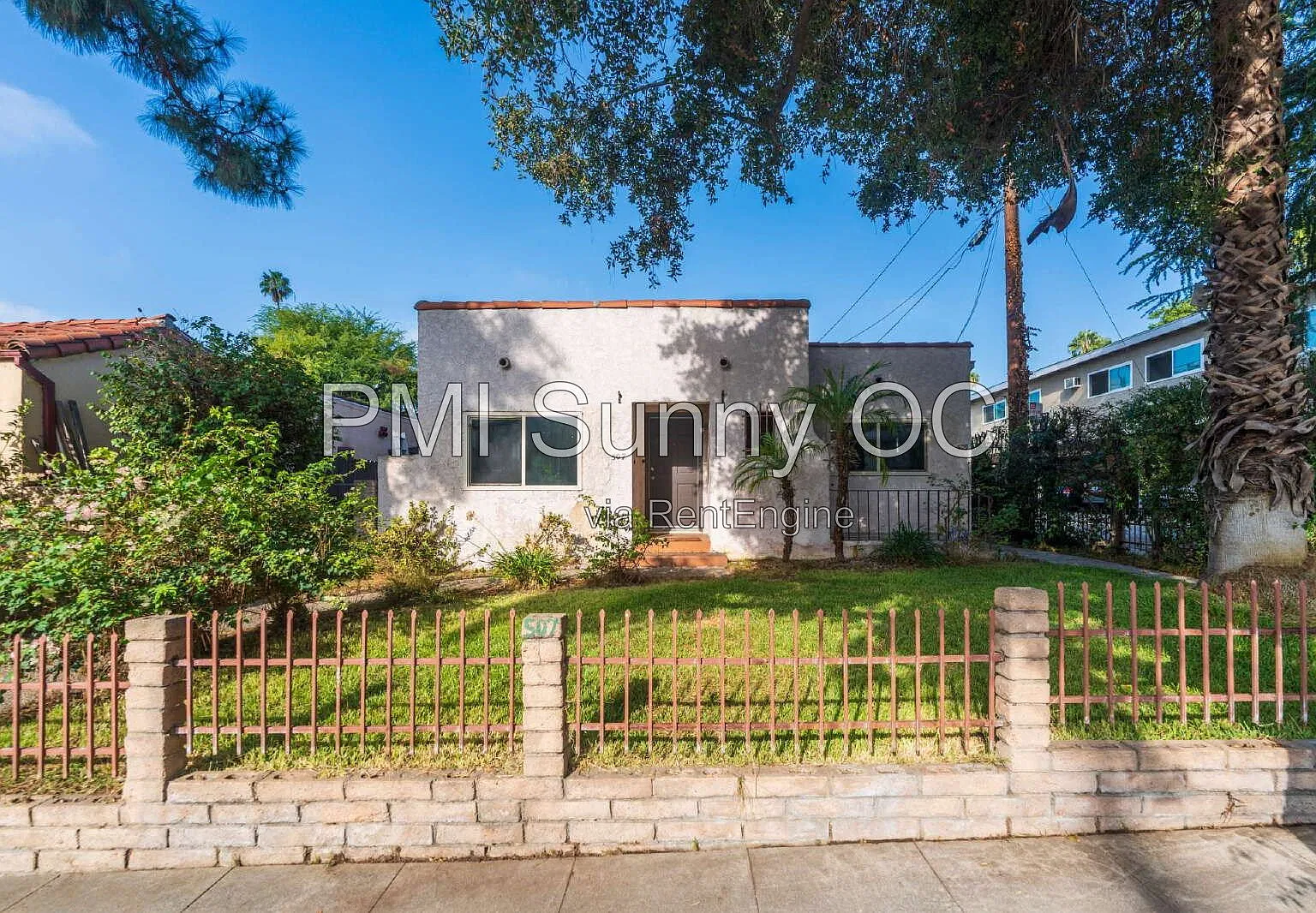 1 bed, 1.0 bath, 750 sqft, $2,200 — Photo 2